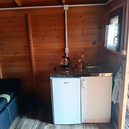 Cichy Zakatek 木屋 *